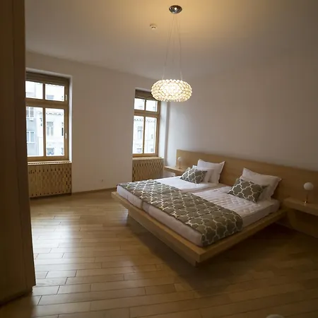 President Apartman